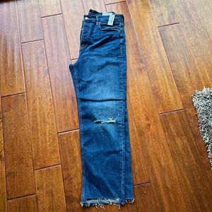 NWT Old Navy Extra High-Rise Sky-Hi Straight Ankle